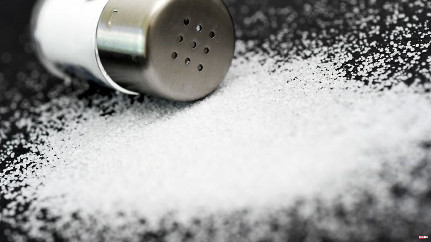 Diet: too much salt is unhealthy – but sometimes too little is too