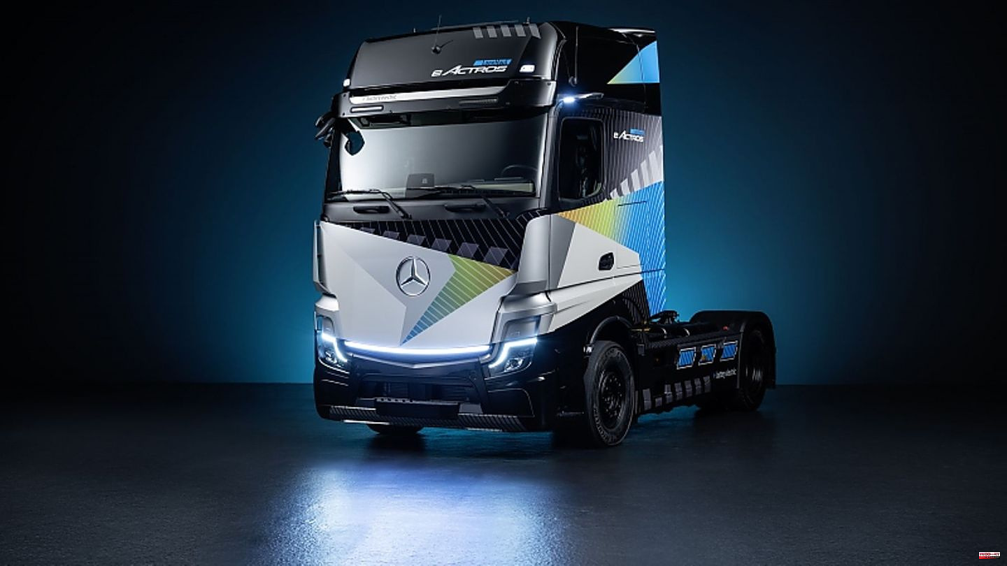 Background: Daimler Truck with new E models: Long E