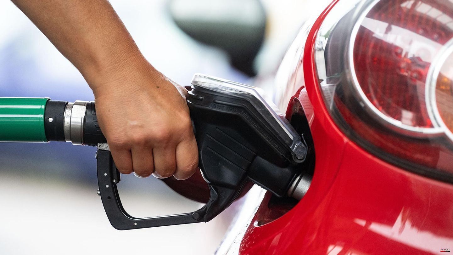 Involuntary discount: Drivers refuel super petrol for one euro per liter due to errors at the gas station