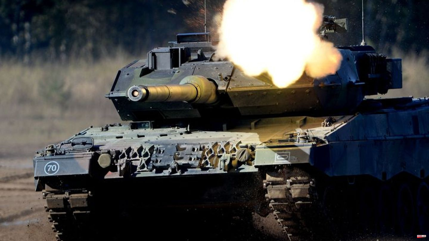 Tanks for Ukraine?: Baerbock: Weapons deliveries help to save lives
