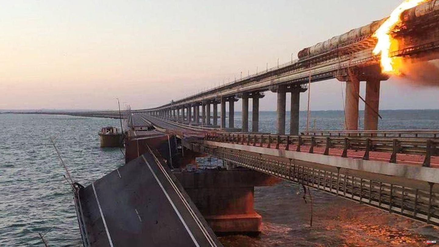 Putin's prestige project: "Maybe the military took revenge on the FSB" - what the explosion on the Crimean bridge could mean for political Moscow