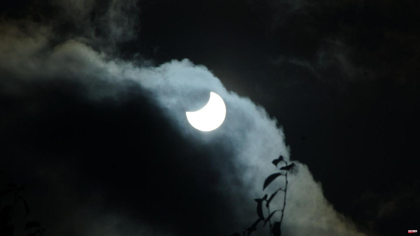 Rare natural spectacle: where the partial solar eclipse over Germany was best seen