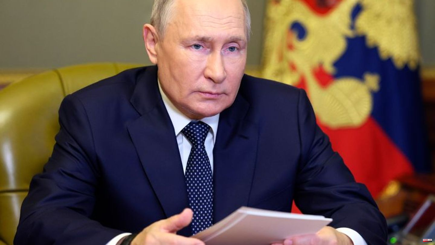War in Ukraine: Putin declares martial law in annexed areas