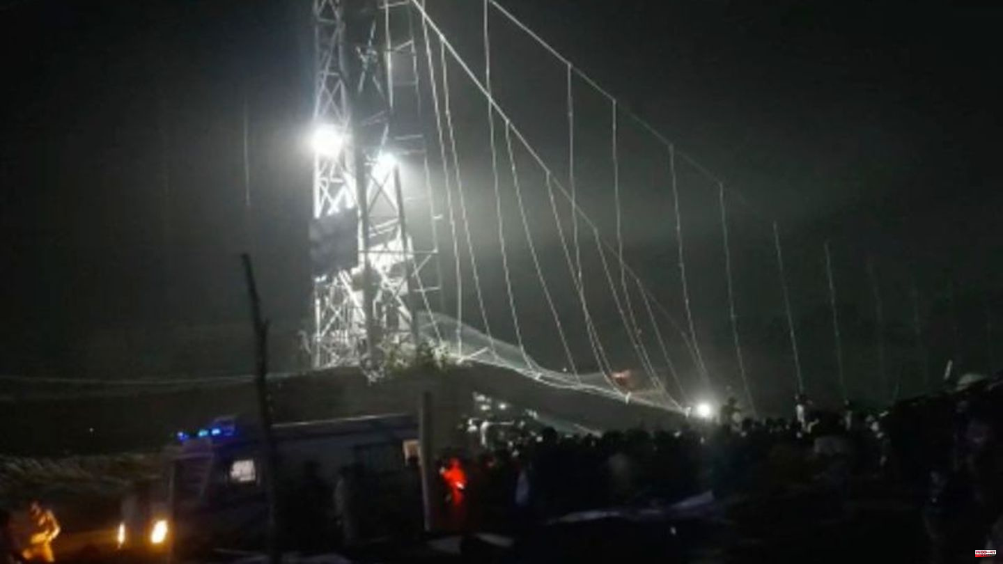 Accidents: Media: At least 90 dead in bridge collapse in India