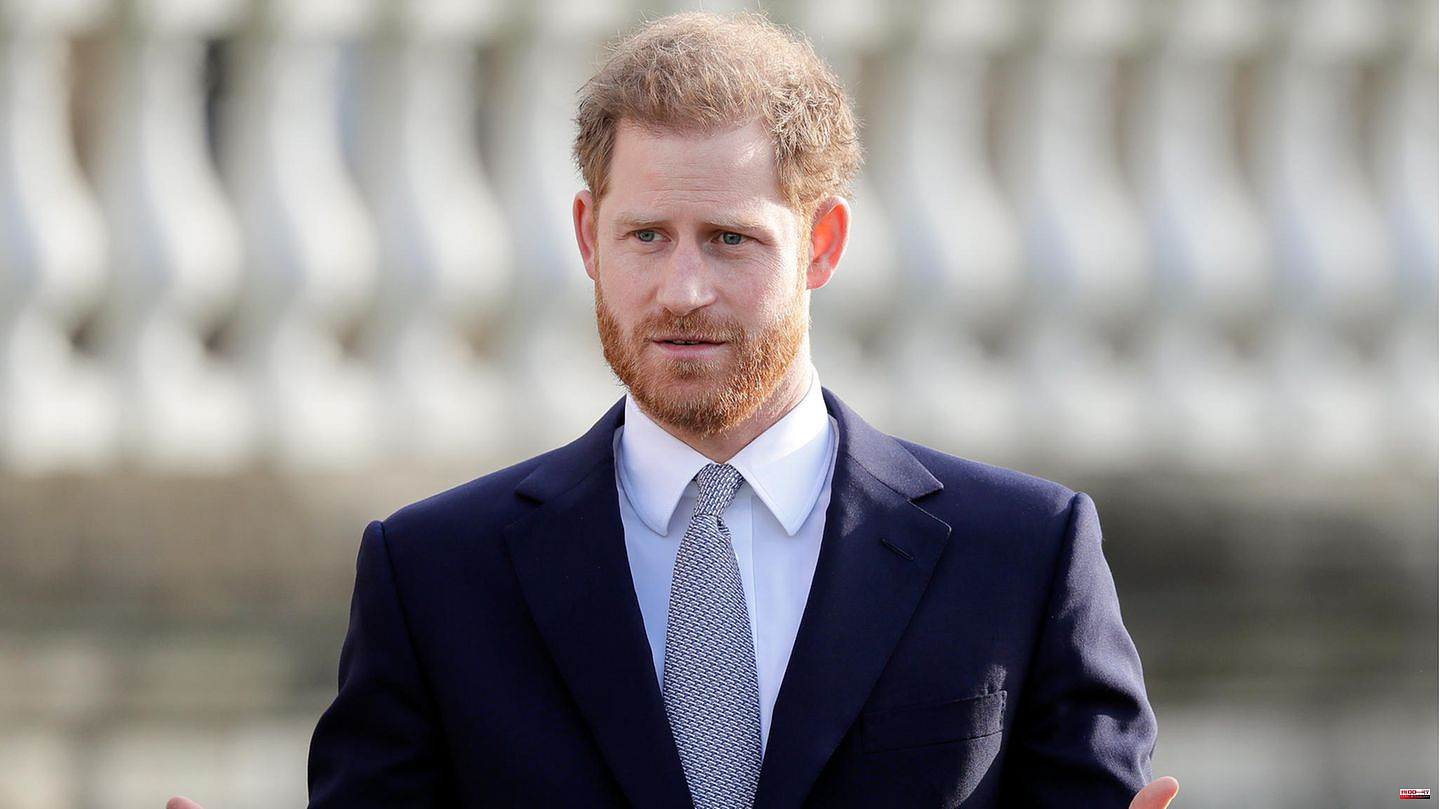 Royal experts warn: "The book is much worse than people think" - It could cost Prince Harry the royal title