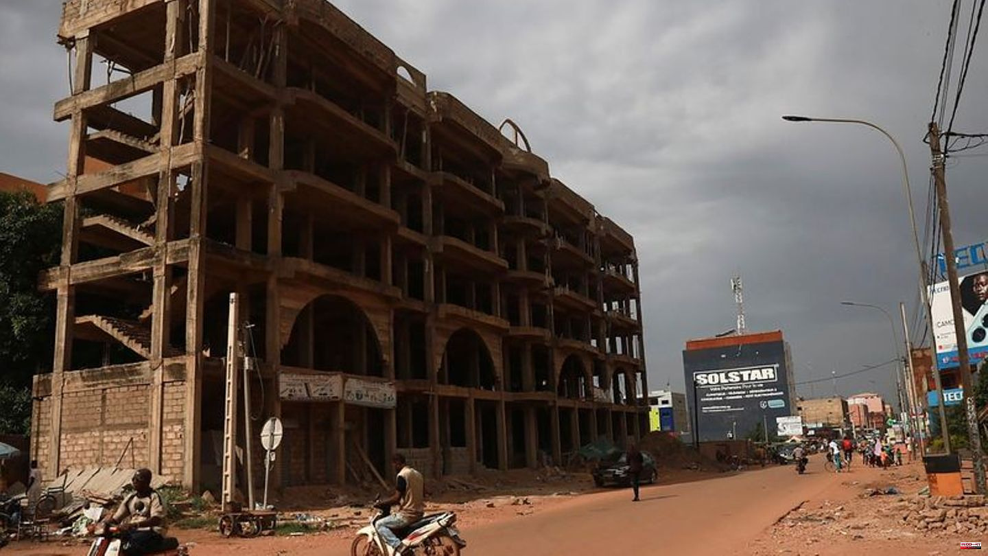 Conflicts: Gunfire in the streets of Burkina Faso's capital