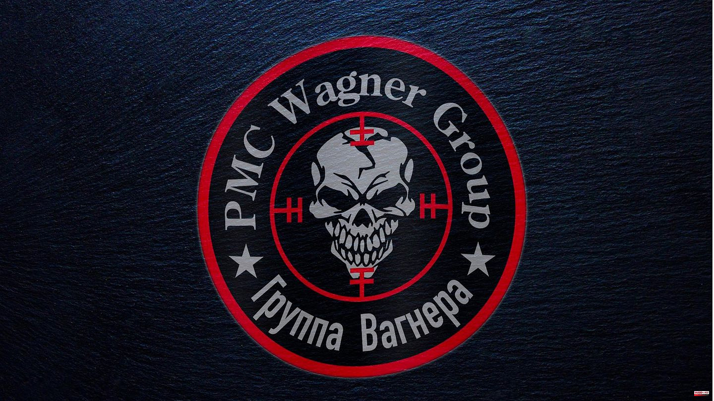 Paramilitary Organization : Out of the Shadows: The Role of the Wagner Group in Putin's Campaign