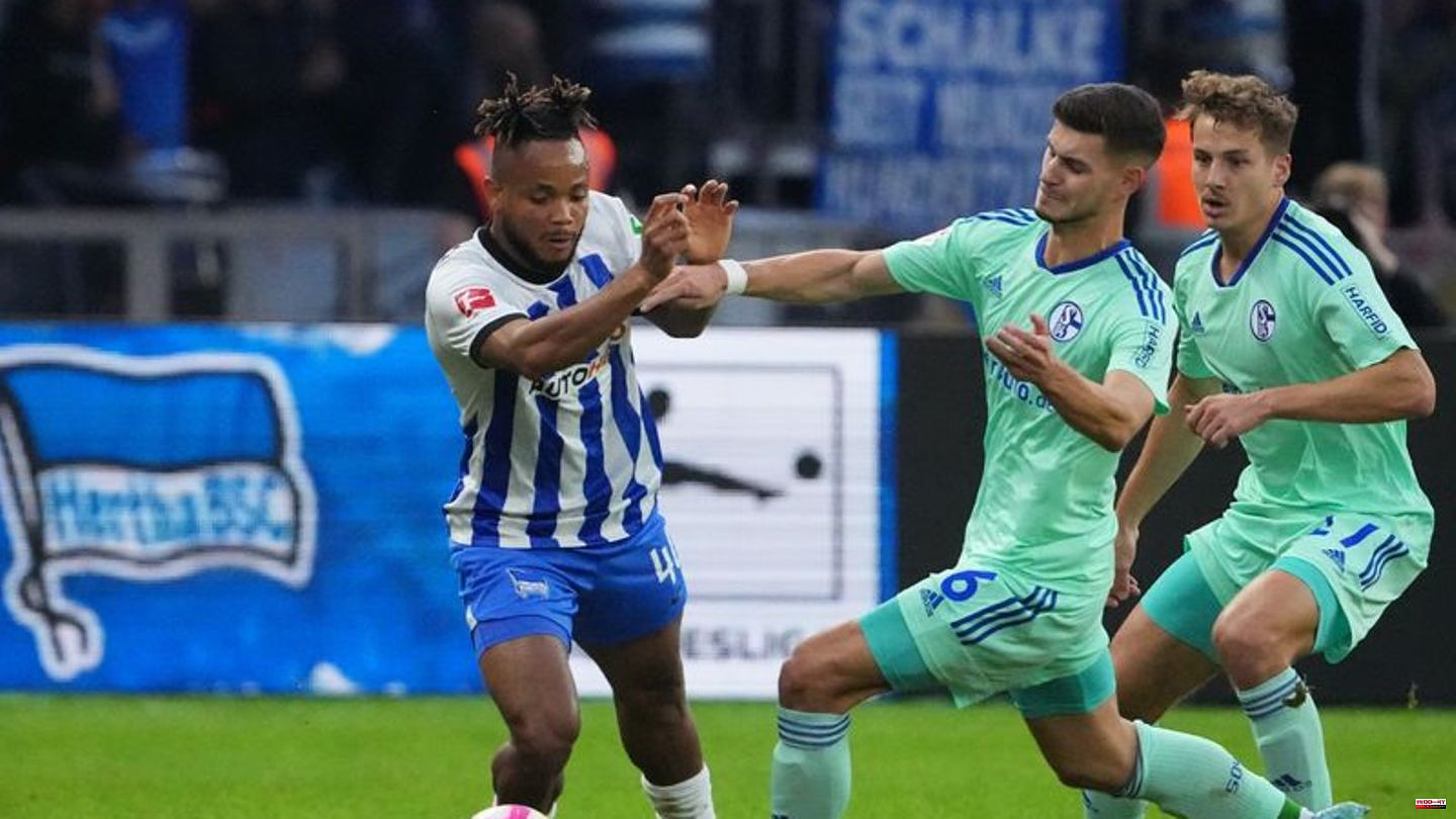 Bundesliga: Schalke slips to the end: Kanga shoots Hertha to home victory