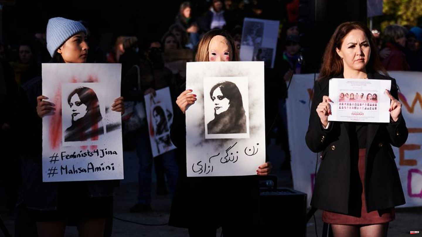 Uprisings in Iran: Paris wants to posthumously make Mahsa Amini an honorary citizen