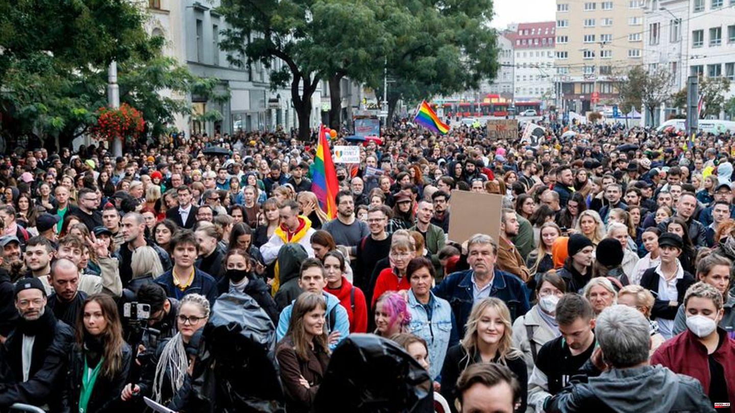 Slovakia: Protest after assassination attempt on gay bar in Bratislava