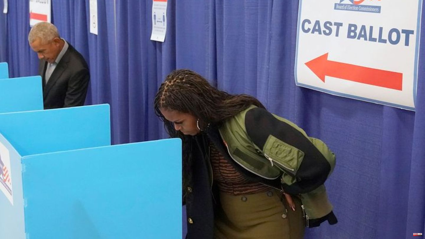 United States: Obamas have already voted in the US midterm elections