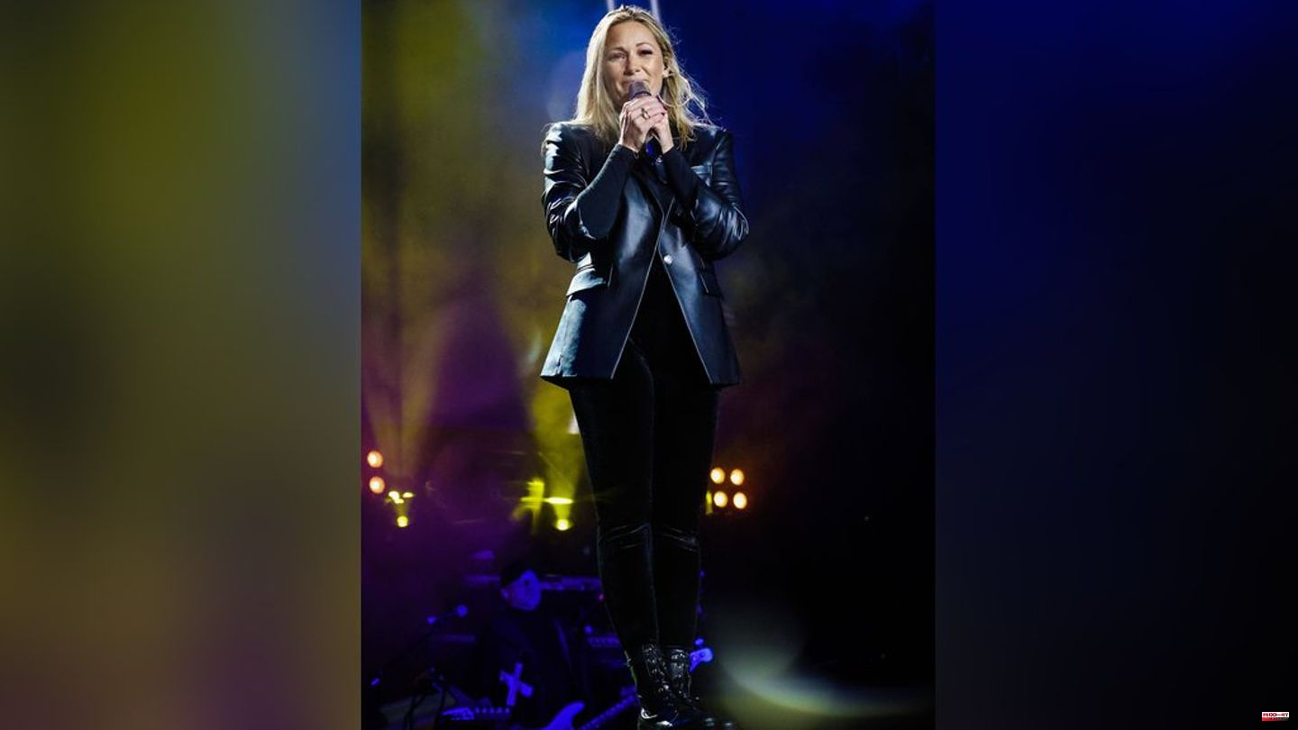 Helene Fischer: appearance in a black leather outfit