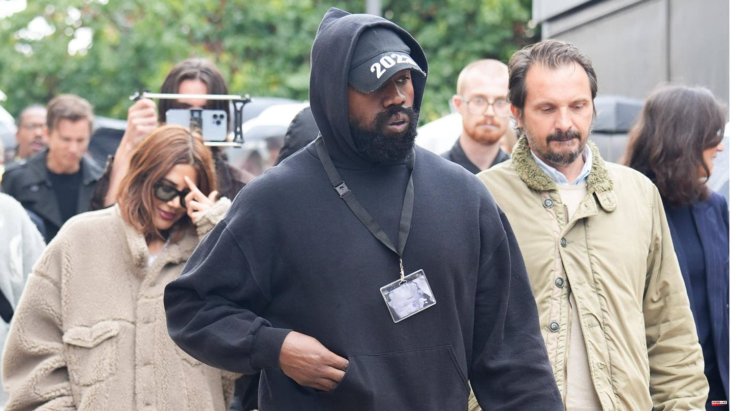 US rapper: Kanye West shows up at "Skechers" headquarters – security guards immediately throw him out again