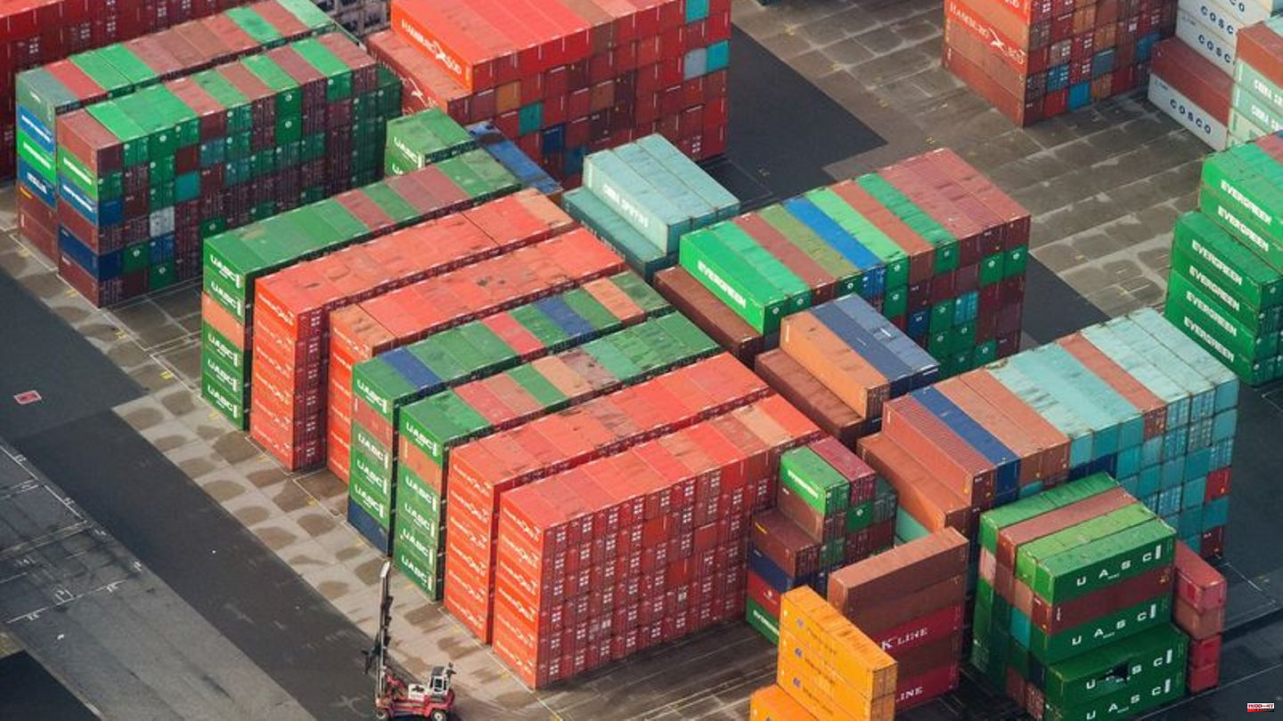 Forecast: WTO: World trade is growing surprisingly faster