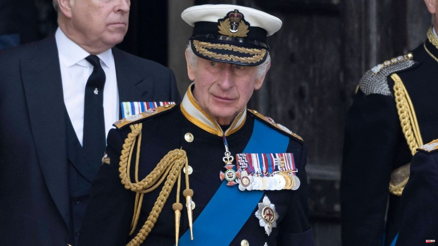 Tv Show "The Repair Shop": King Charles III. had two items restored during cameo appearance