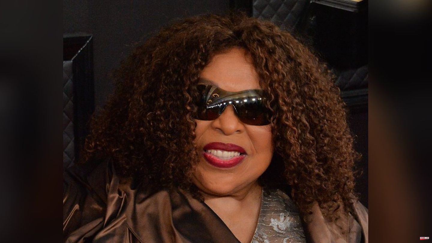 Multiple Grammy winner Roberta Flack: She can no longer sing because of ALS