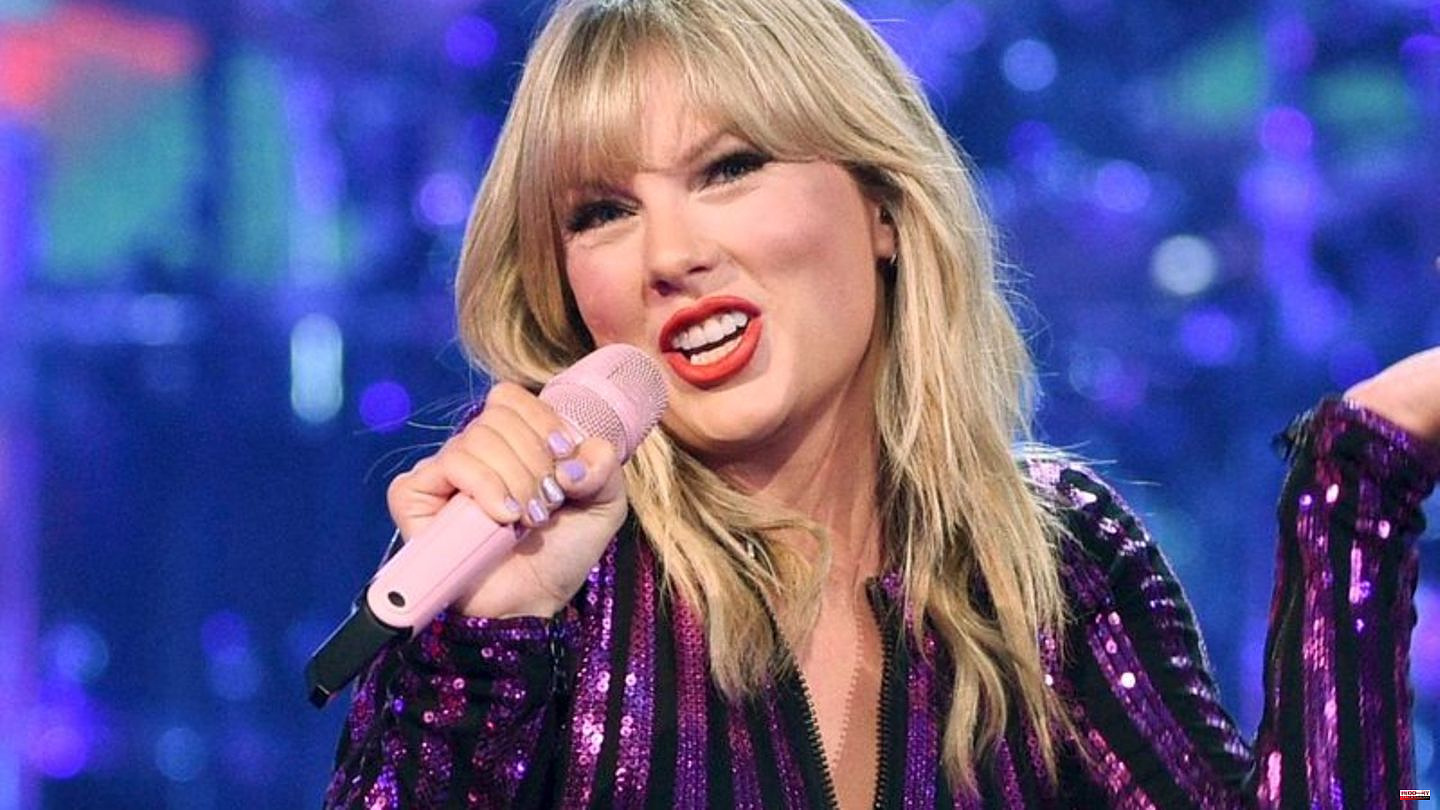 Music: Taylor Swift defends top spot ahead of The Beatles