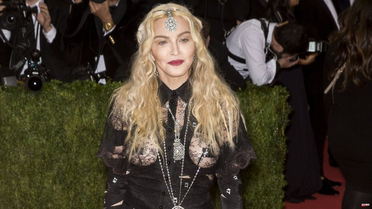 Madonna: Singer shares photo with her six children
