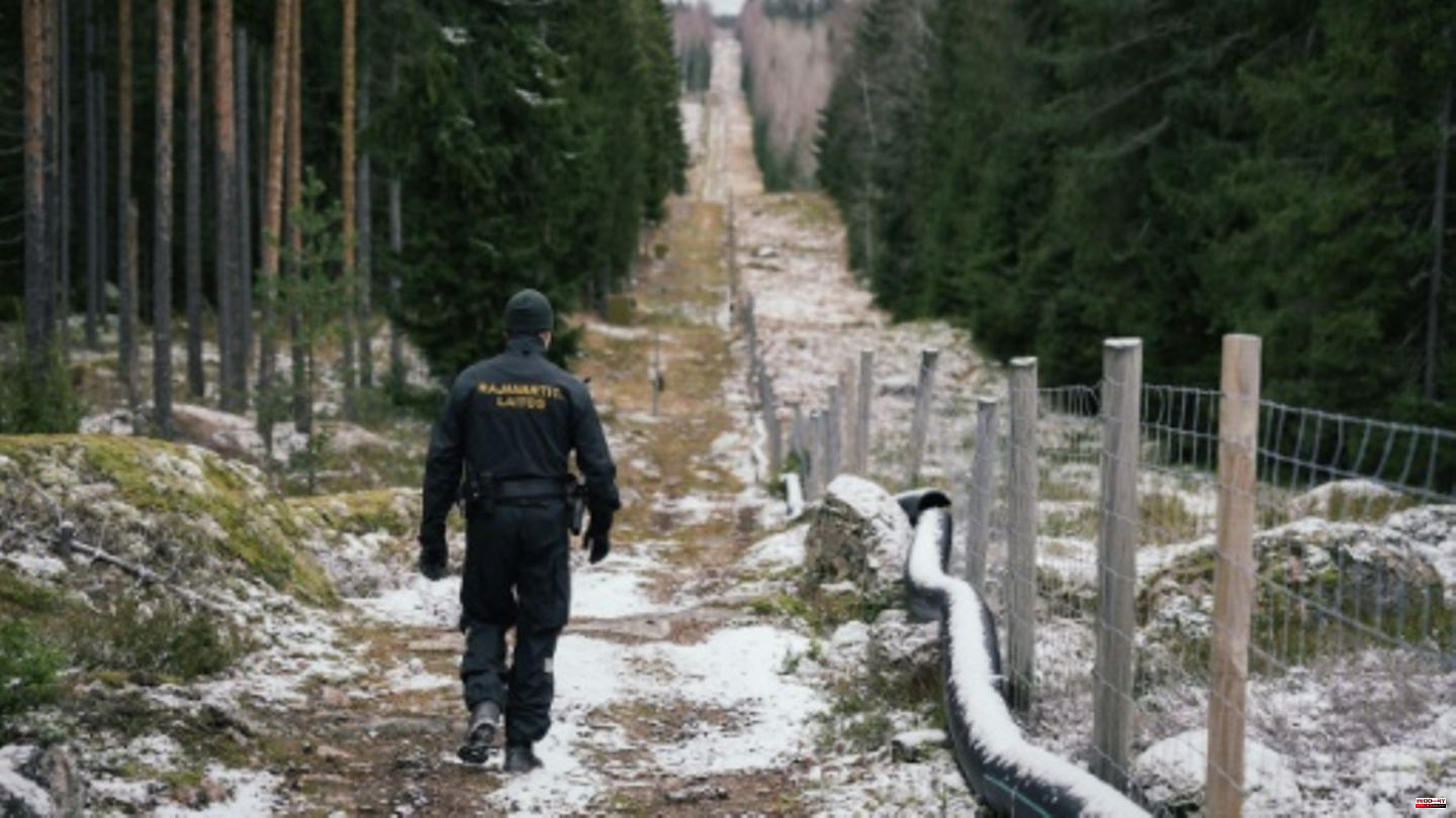 Finland plans 200-kilometer fence on the border with Russia