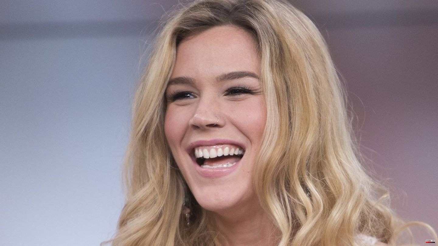 Joss Stone on her second child: 15 angels assisted in the birth of her son