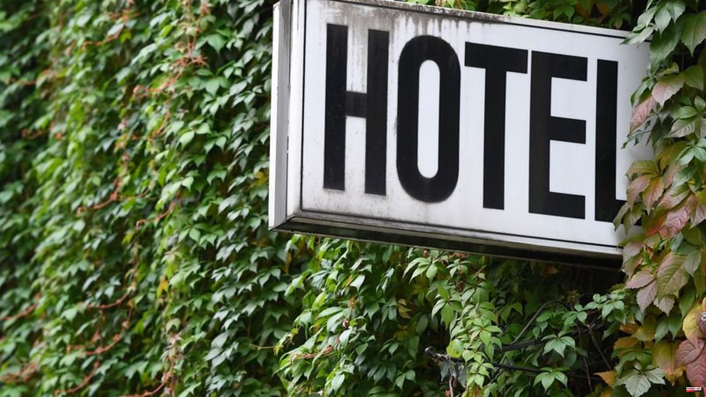 Hotels and restaurants: Hospitality sales remain below pre-crisis levels