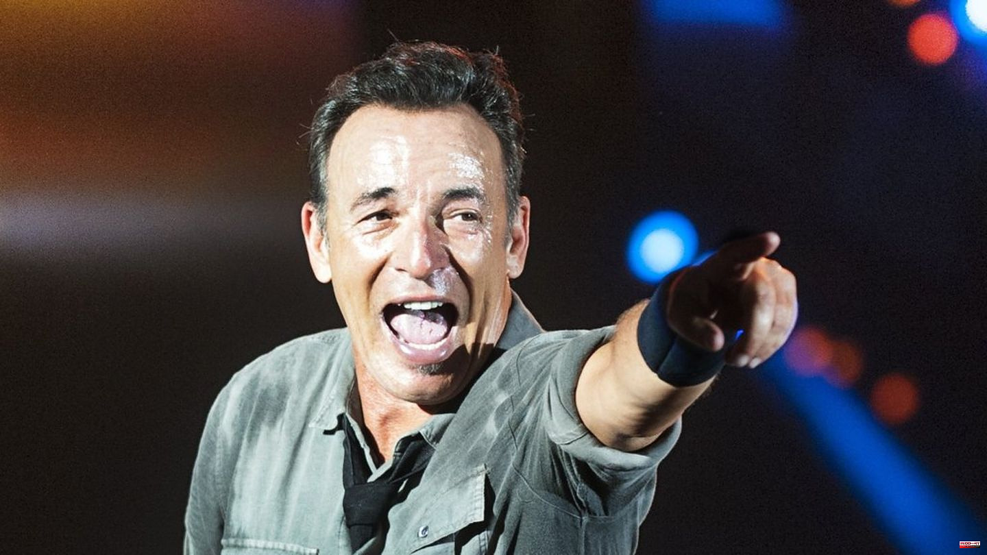 Bruce Springsteen: Tenth number one album for the "Boss"