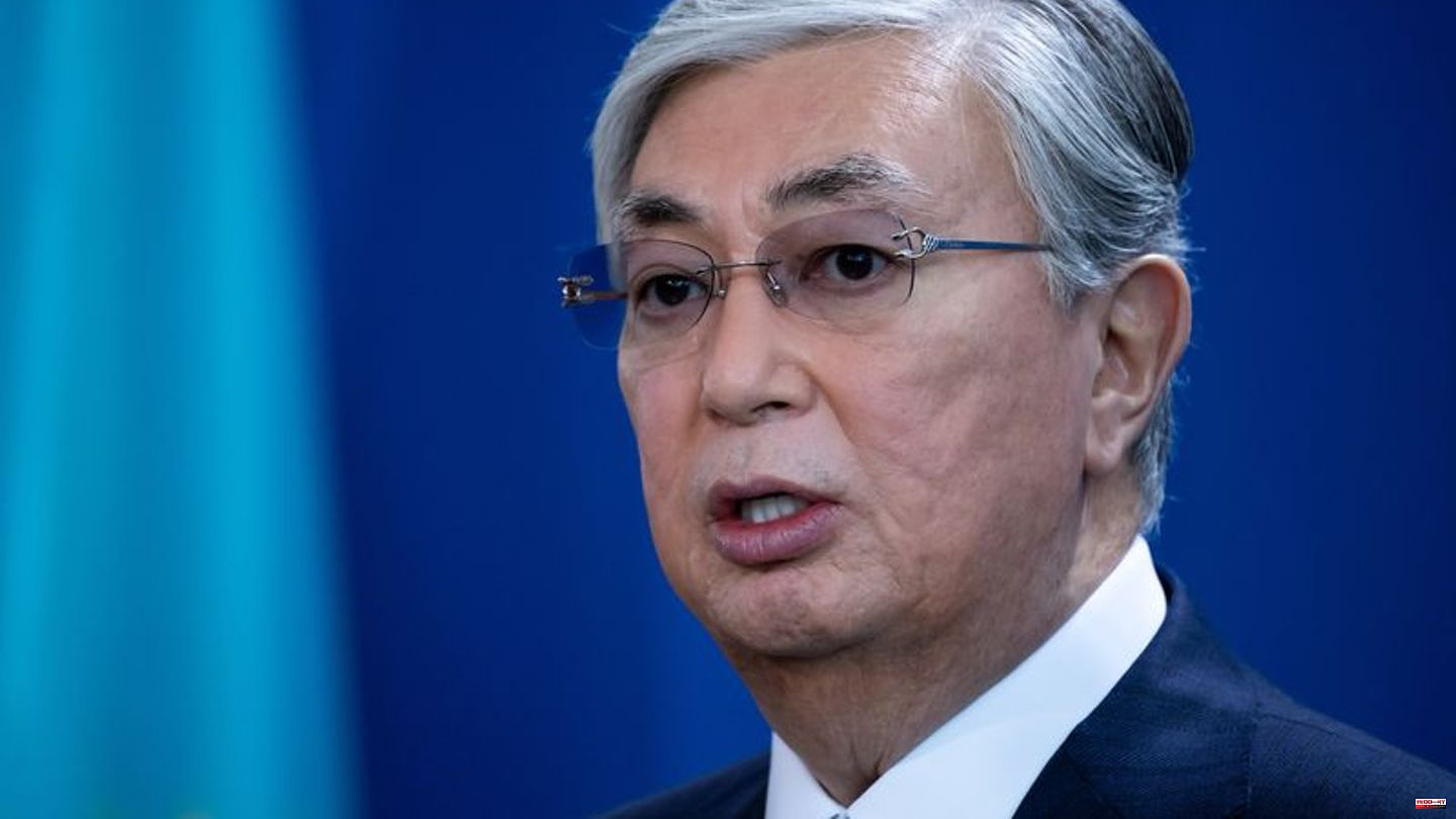 Election in Kazakhstan: Presidential elections in Kazakhstan begin