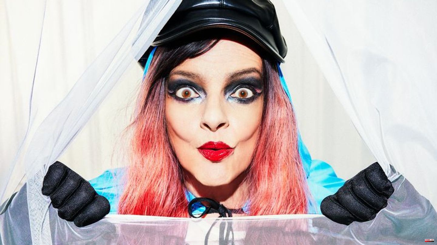 New album: Nina Hagen is as usual weird with "Unity".