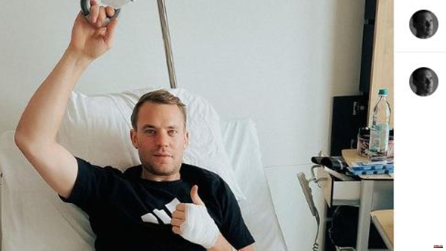 Season off for goalkeepers: Broken lower leg: Manuel Neuer is injured in a skiing accident