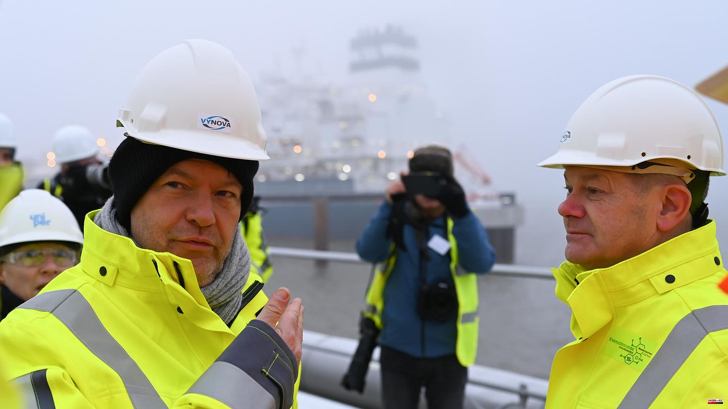 Wilhelmshaven: First LNG terminal opened: This is how LNG will continue in Germany