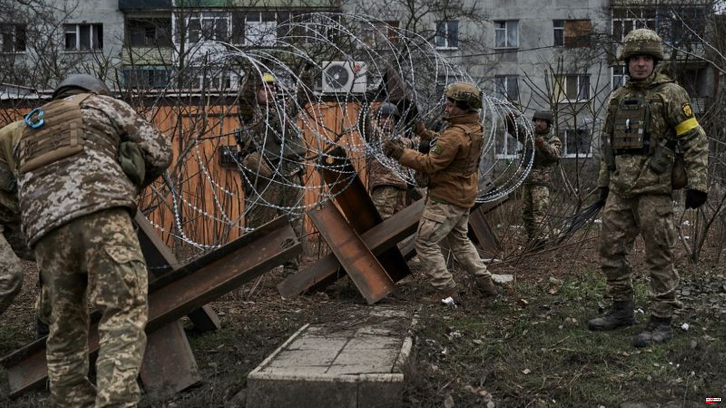 Report: Washington considers training Ukrainian soldiers in US
