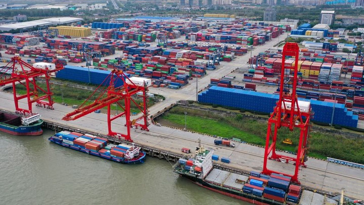 World trade: Weak demand causes China's exports to collapse