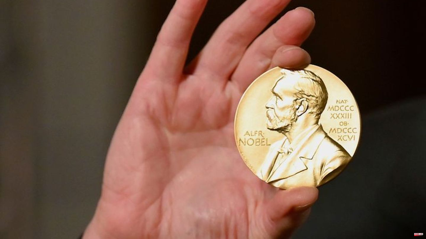Science: The Nobel Prizes are presented