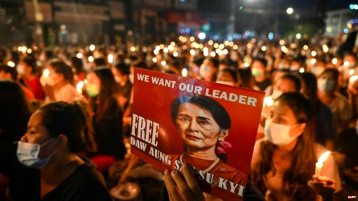 Suu Kyi in Myanmar sentenced to an additional seven years in prison