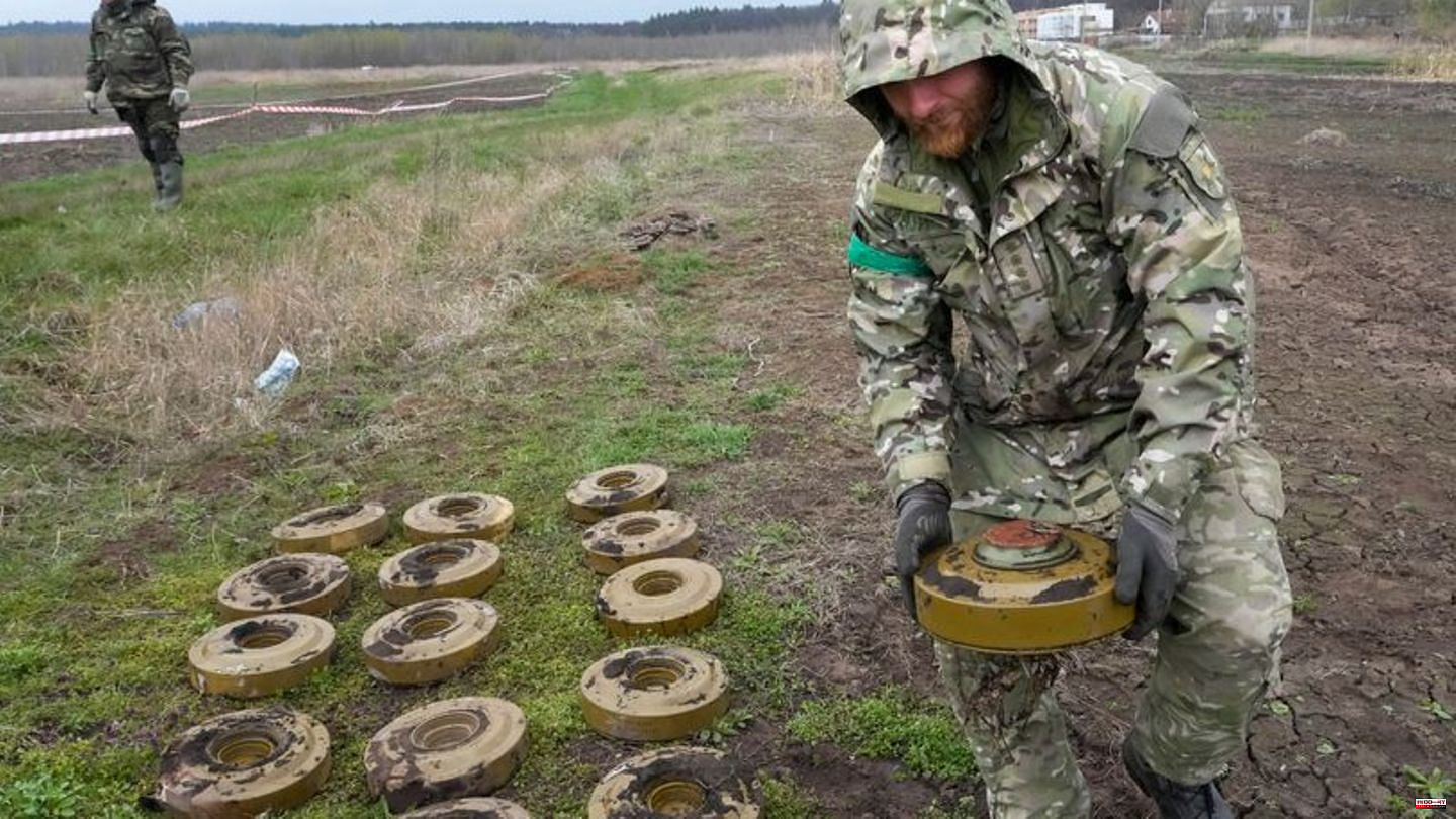 British intelligence: Moscow lacks personnel for minefield surveillance
