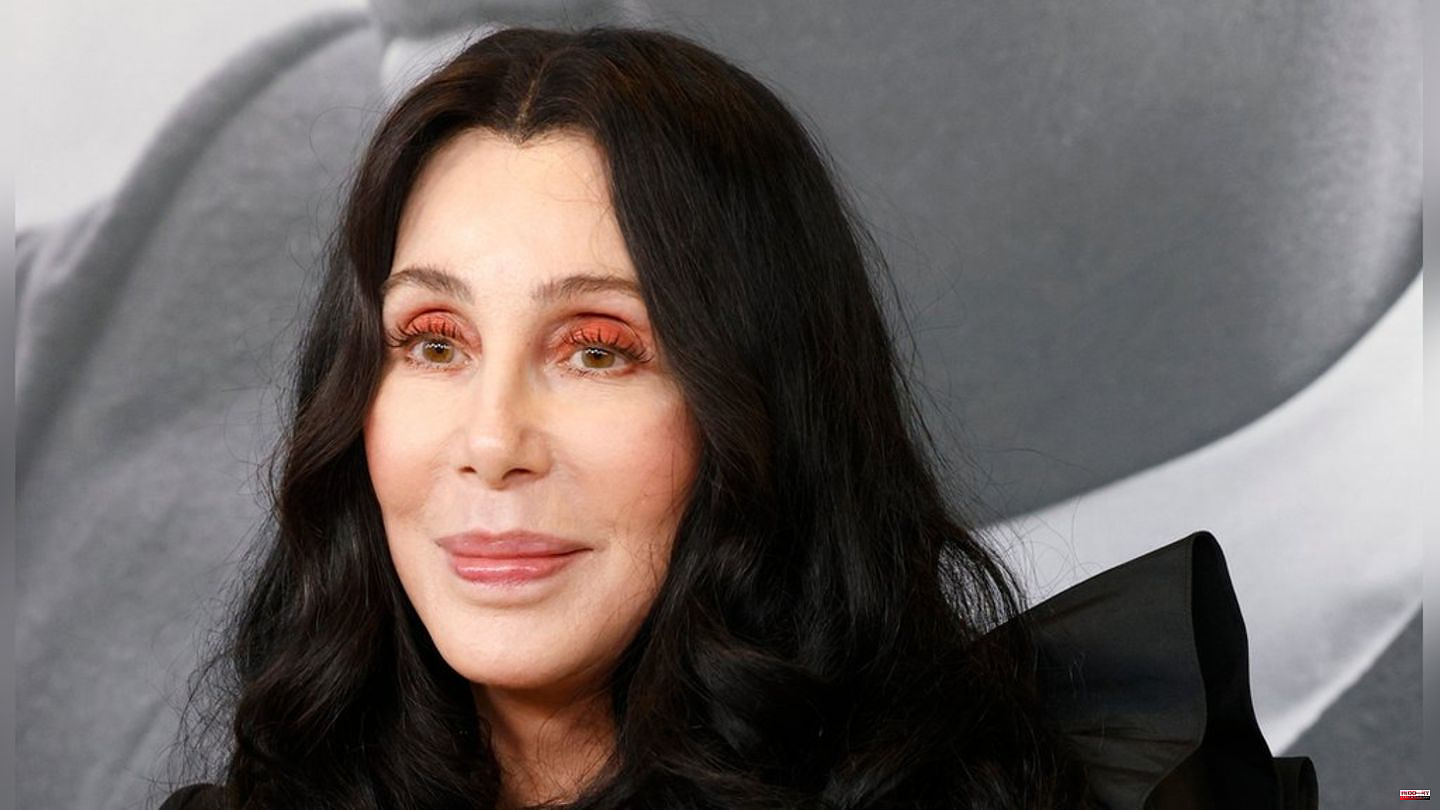 Cher mourns: farewell to her mother