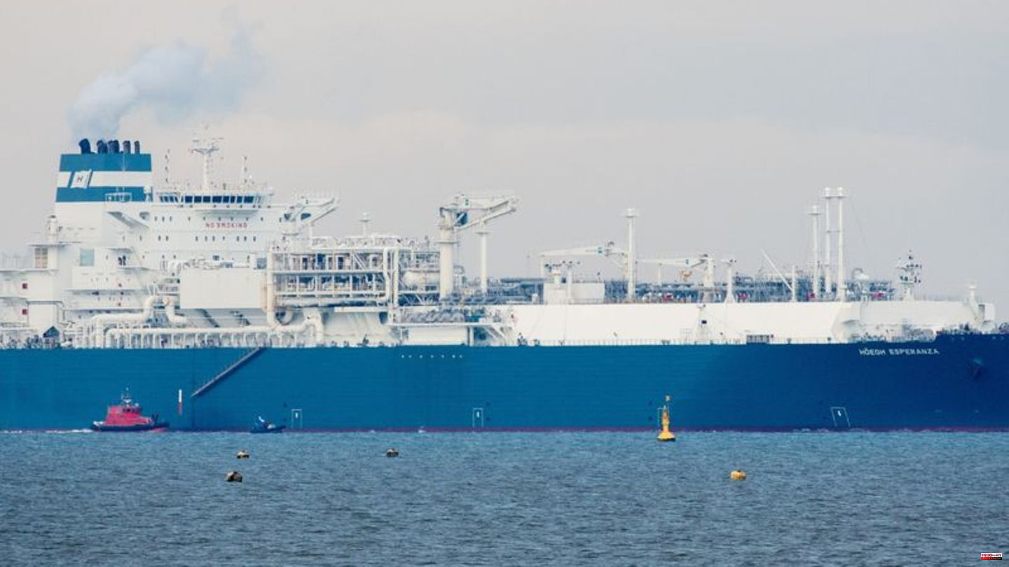 Energy: LNG terminal: special ship reaches Wilhelmshaven