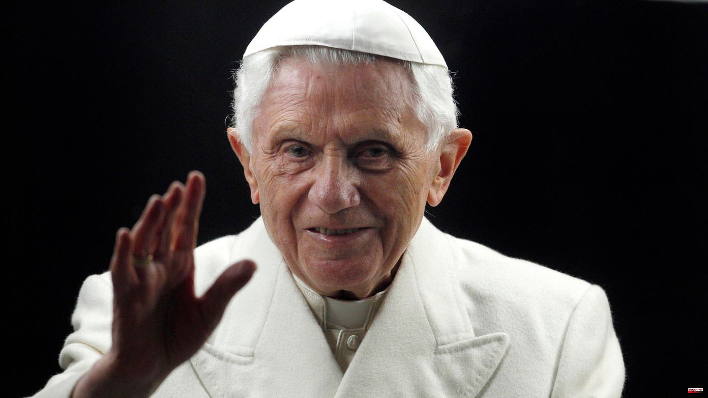 Reactions to the death of Benedict XVI: "The world is losing a formative figure in the Catholic Church, a combative personality and a wise theologian"