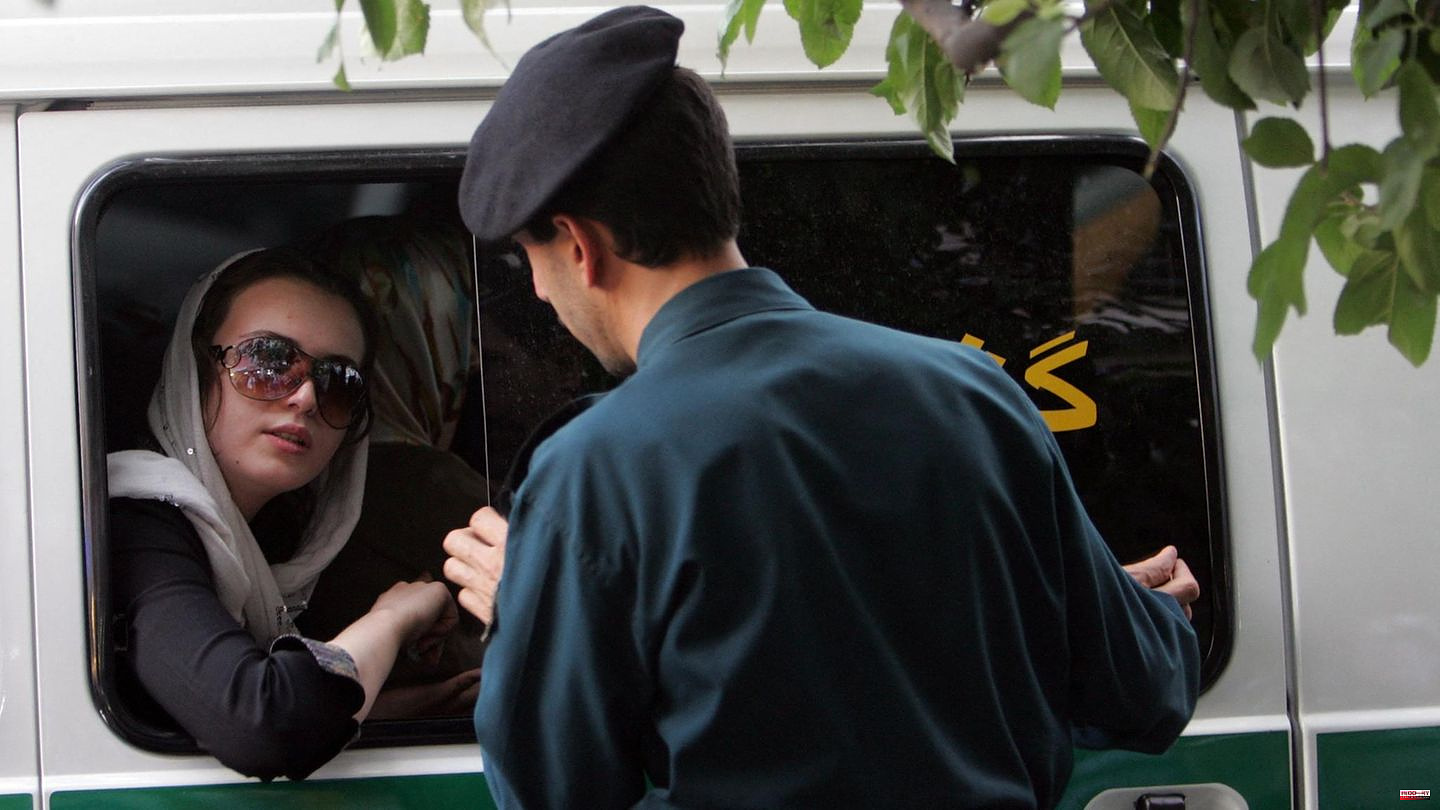 Unit is disbanded: The vice police in Iran: notorious, feared and focused on women