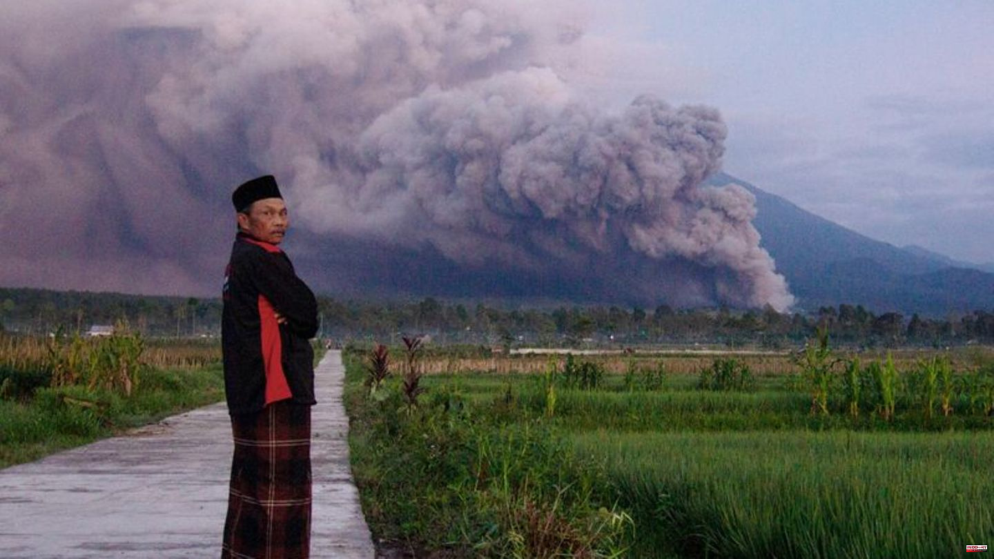 Emergencies: Indonesian volcano Semeru erupts again on the anniversary