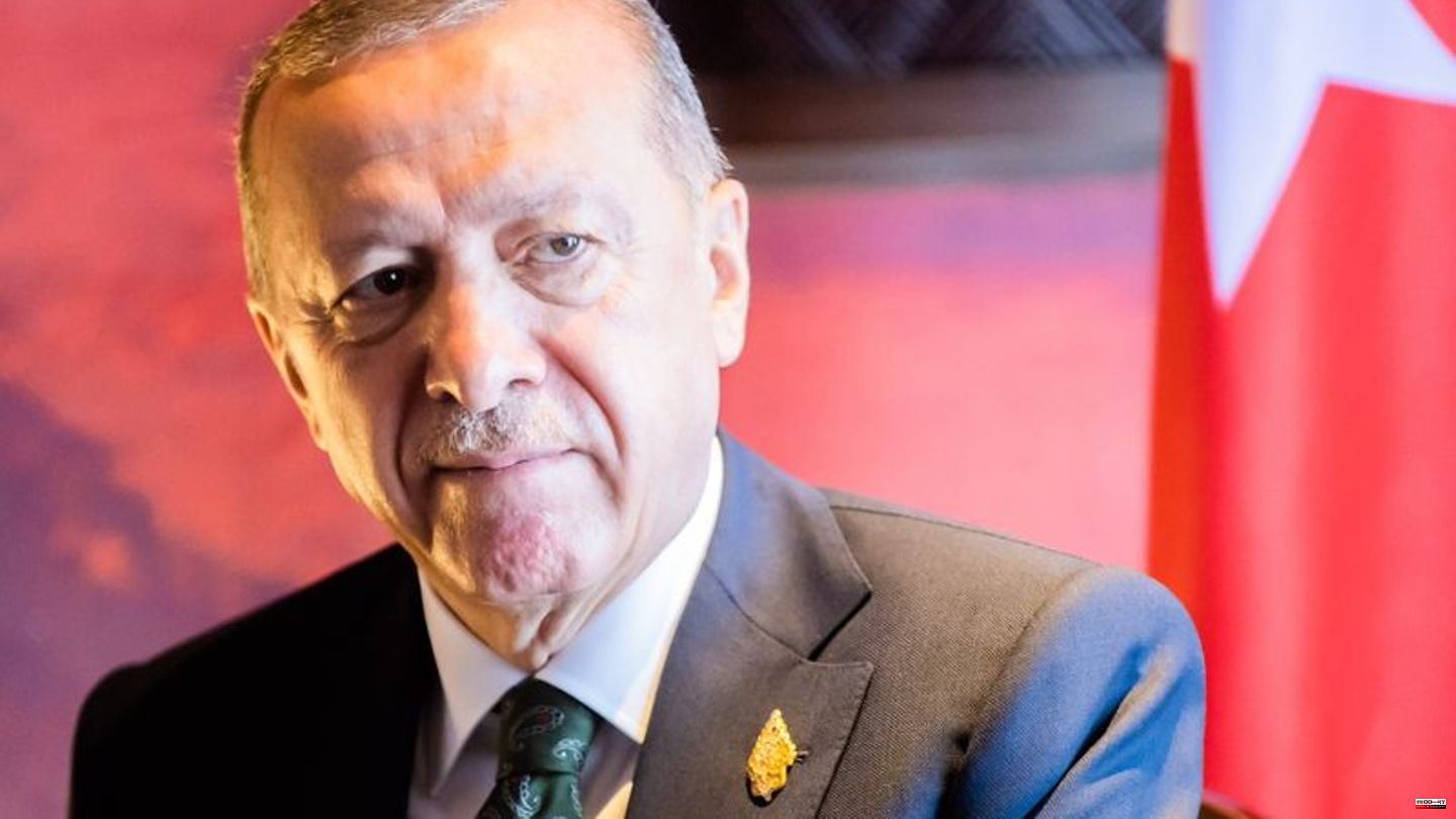 Turkey: Erdogan announces last candidacy for 2023