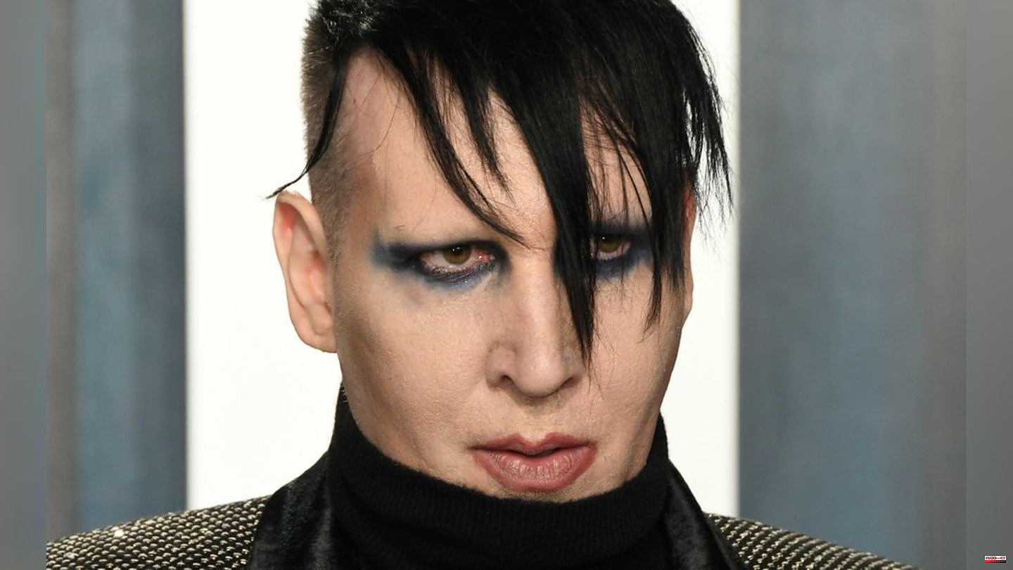 Shock rockers: Marilyn Manson: Court dismisses abuse lawsuit