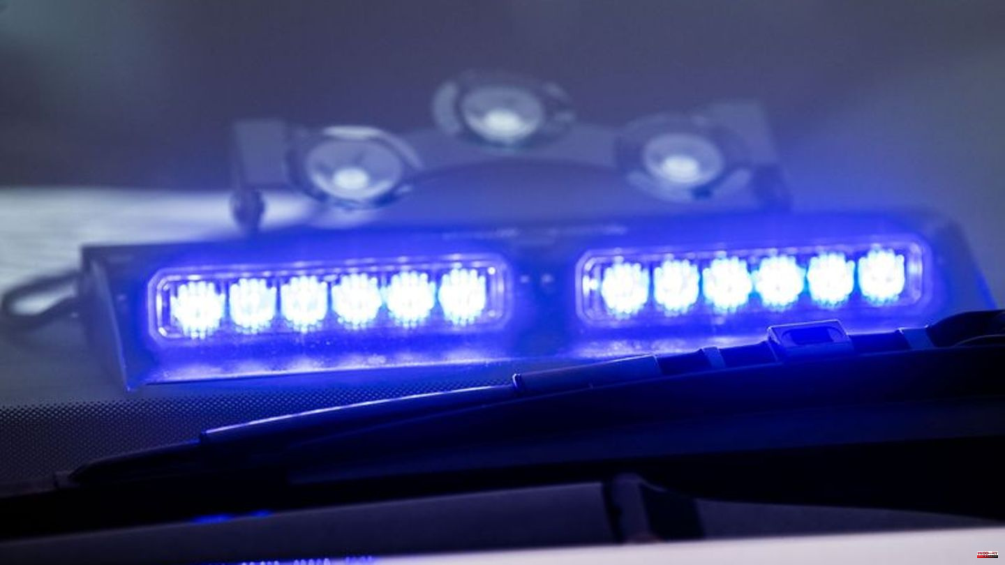 Celle: driver unconscious: car captures three passers-by in Celle