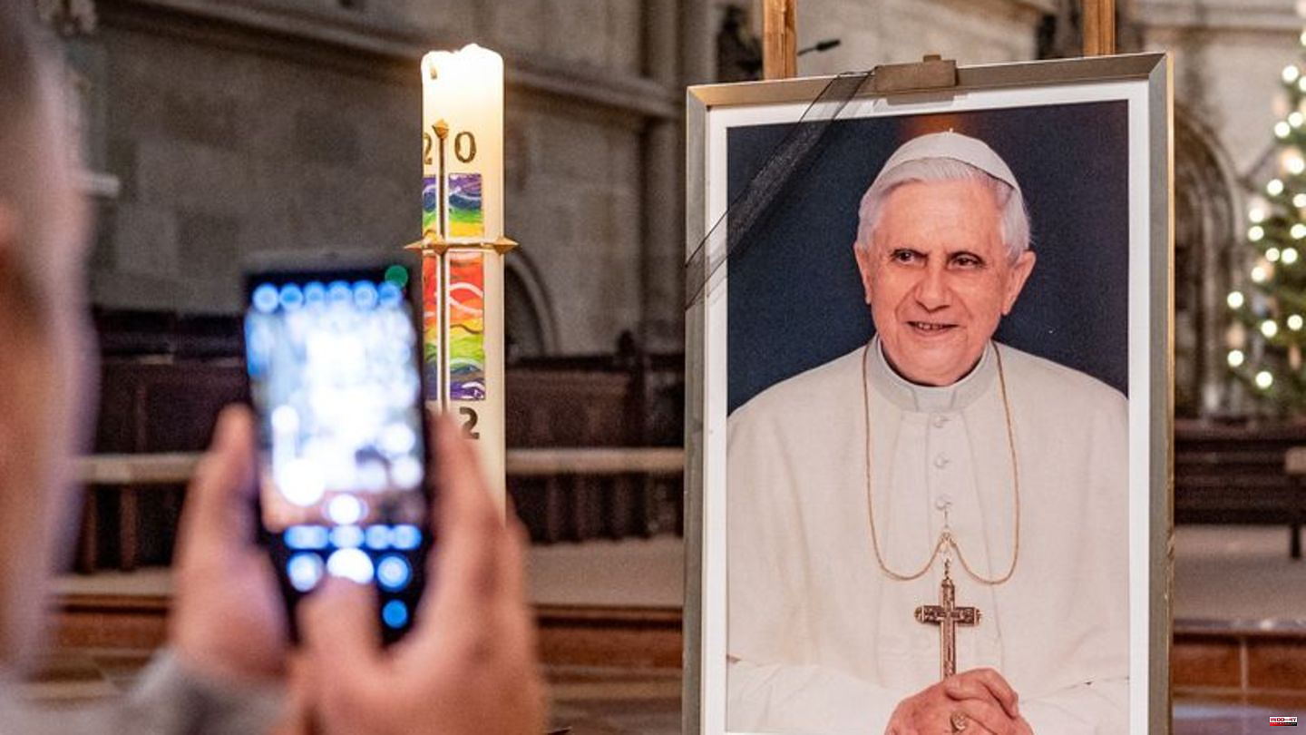 Portrait: "I am more of a professor" - Benedict XVI. is dead
