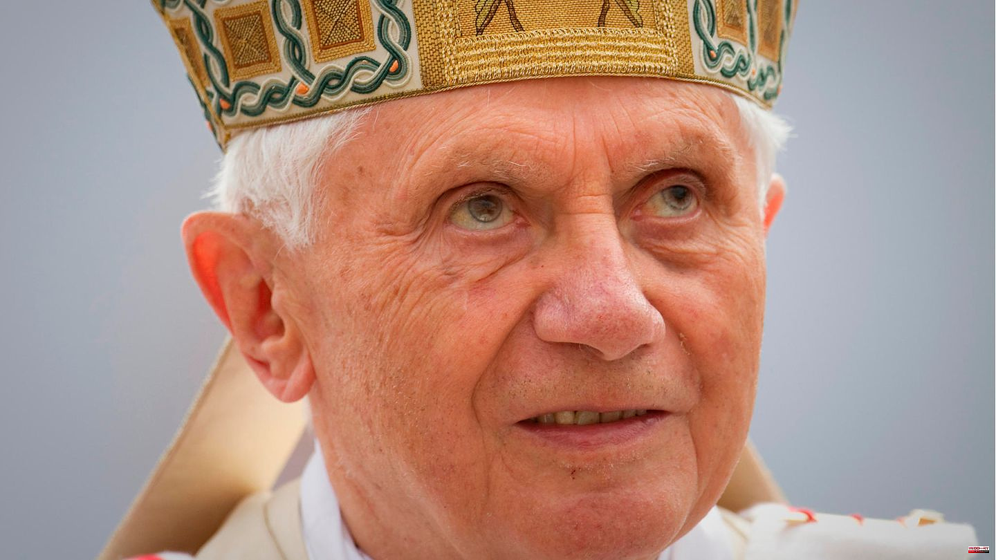 Andreas Englisch: Vatican expert: Why Benedict's death is a "liberation blow" for the church and how he attacked Francis
