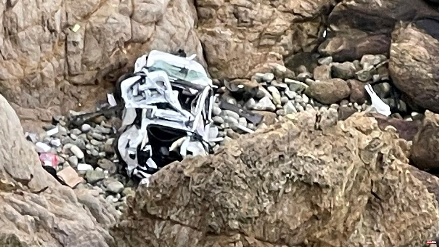 US state of California: After a car fell off a cliff: the police assume attempted murder and arrest the driver