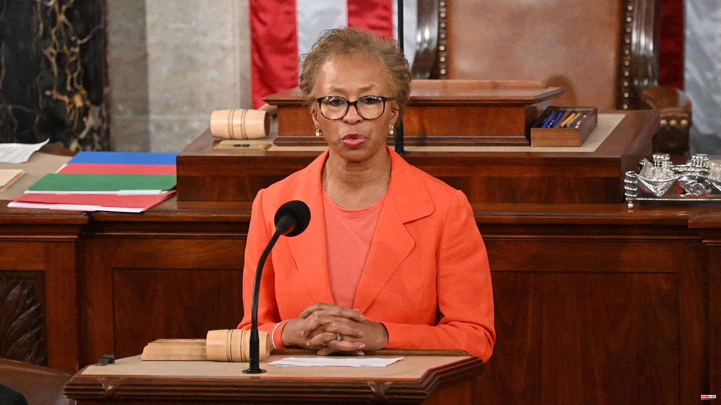 US House of Representatives: The woman with the gavel: Cheryl Johnson tames the election chaos in the Capitol