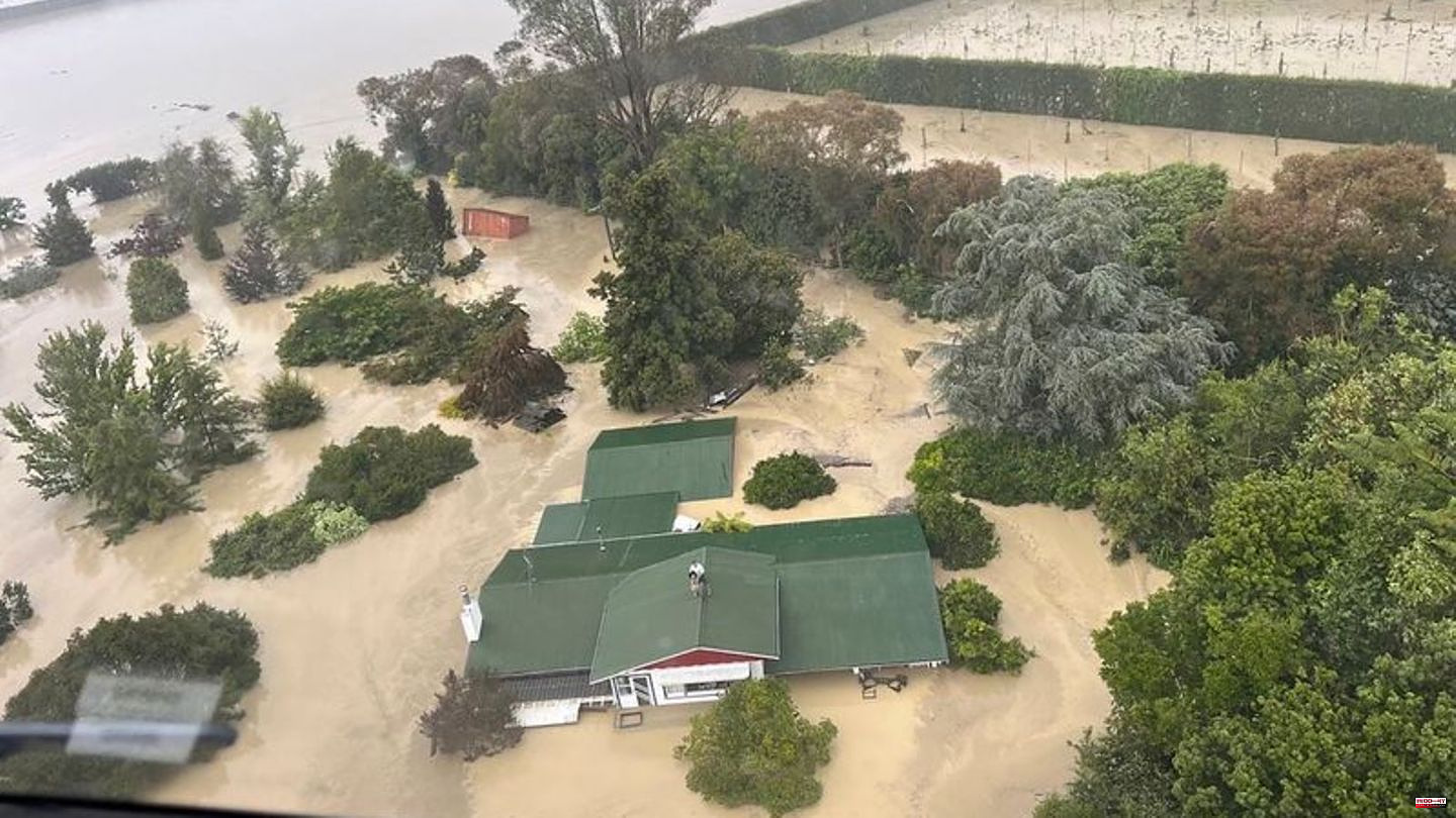 Disasters: New Zealand: Number of dead from cyclone "Gabrielle" increases