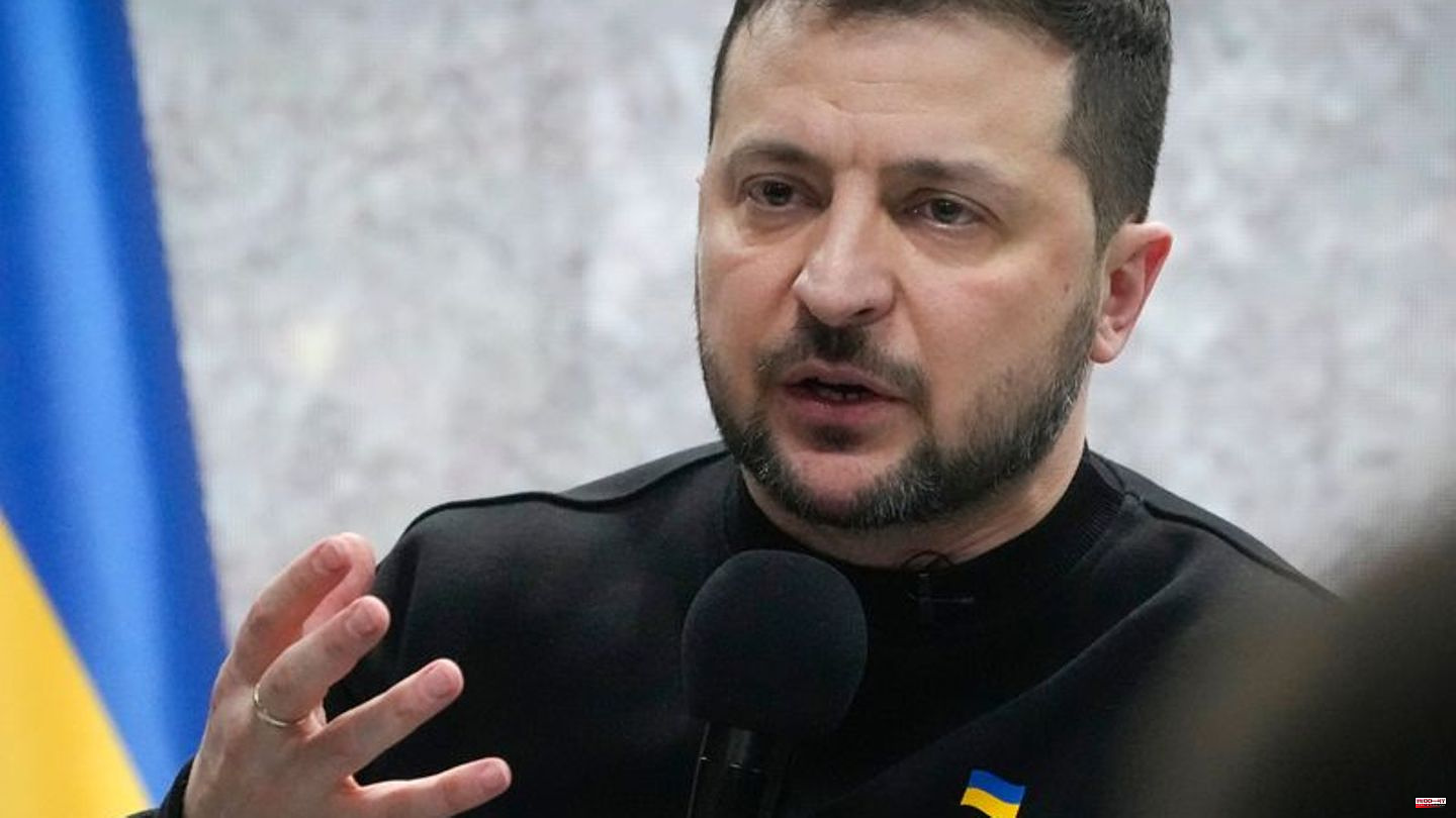 War in Ukraine: Zelenskyy dismisses senior Ukrainian commander