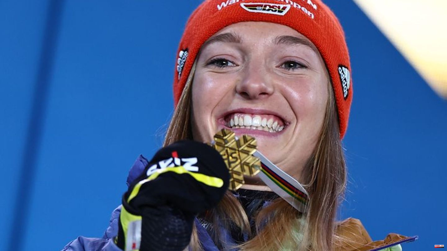 Ski Jumping World Champion: With ease and fan bus: party queen Althaus
